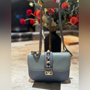 Valentino Garavani Glam Lock Shoulder Bag, GUC. COA